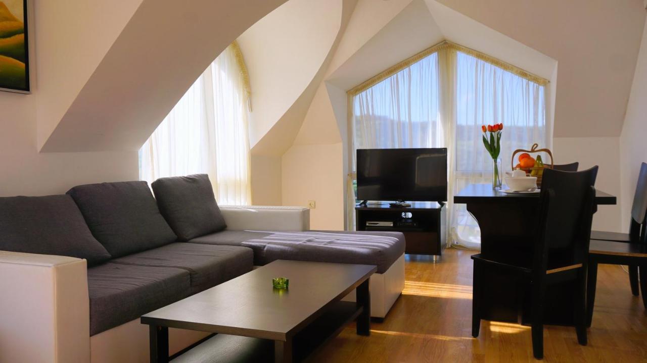 Каварна Хилс Апартаменти - Kavarna Hills Apartments Exteriör bild