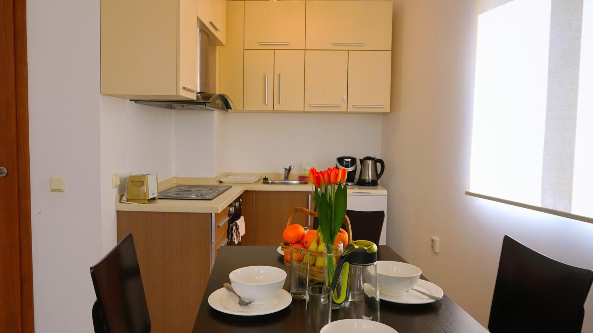 Каварна Хилс Апартаменти - Kavarna Hills Apartments Rum bild