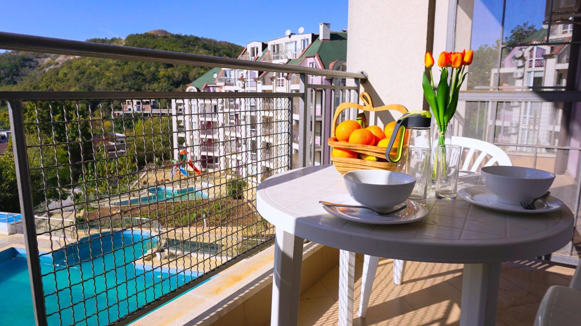 Каварна Хилс Апартаменти - Kavarna Hills Apartments Rum bild