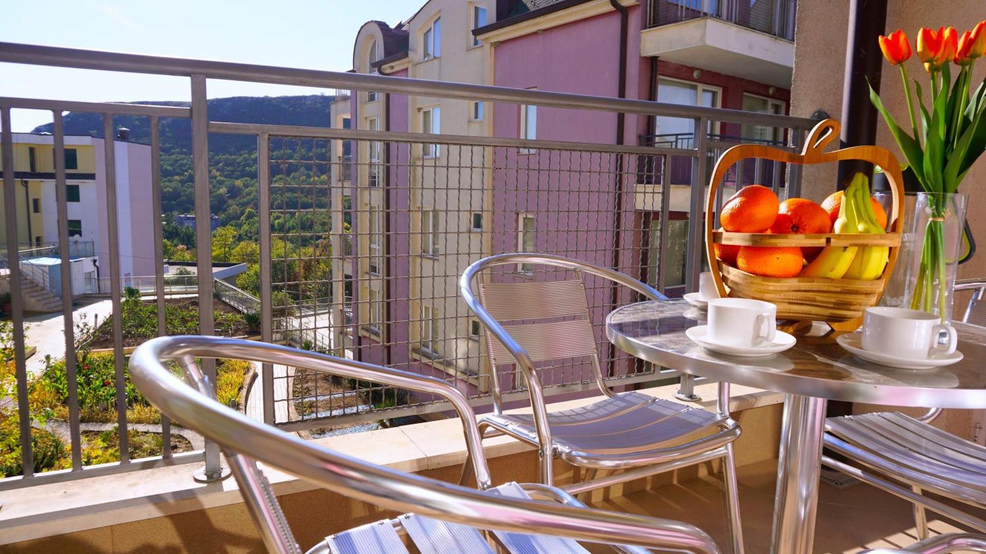 Каварна Хилс Апартаменти - Kavarna Hills Apartments Rum bild