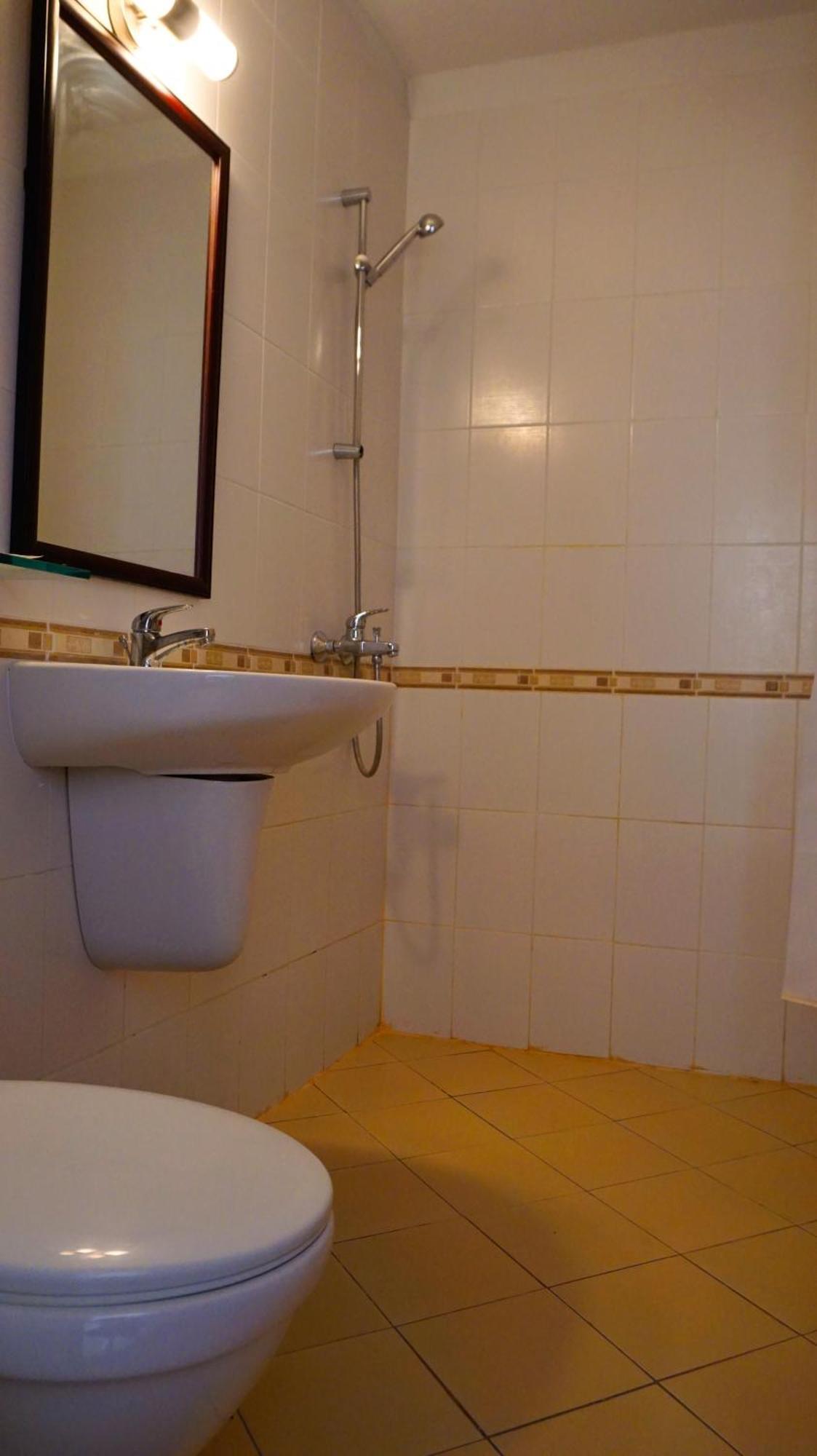 Каварна Хилс Апартаменти - Kavarna Hills Apartments Rum bild