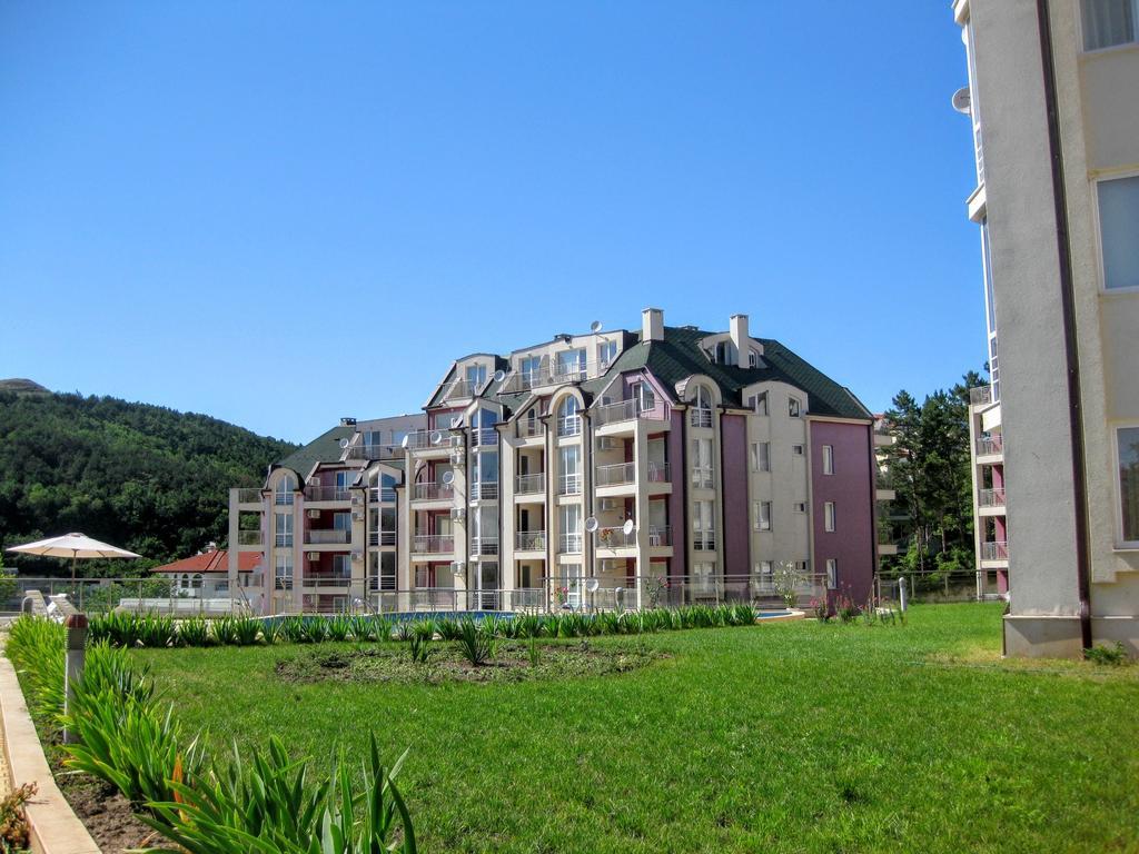 Каварна Хилс Апартаменти - Kavarna Hills Apartments Exteriör bild